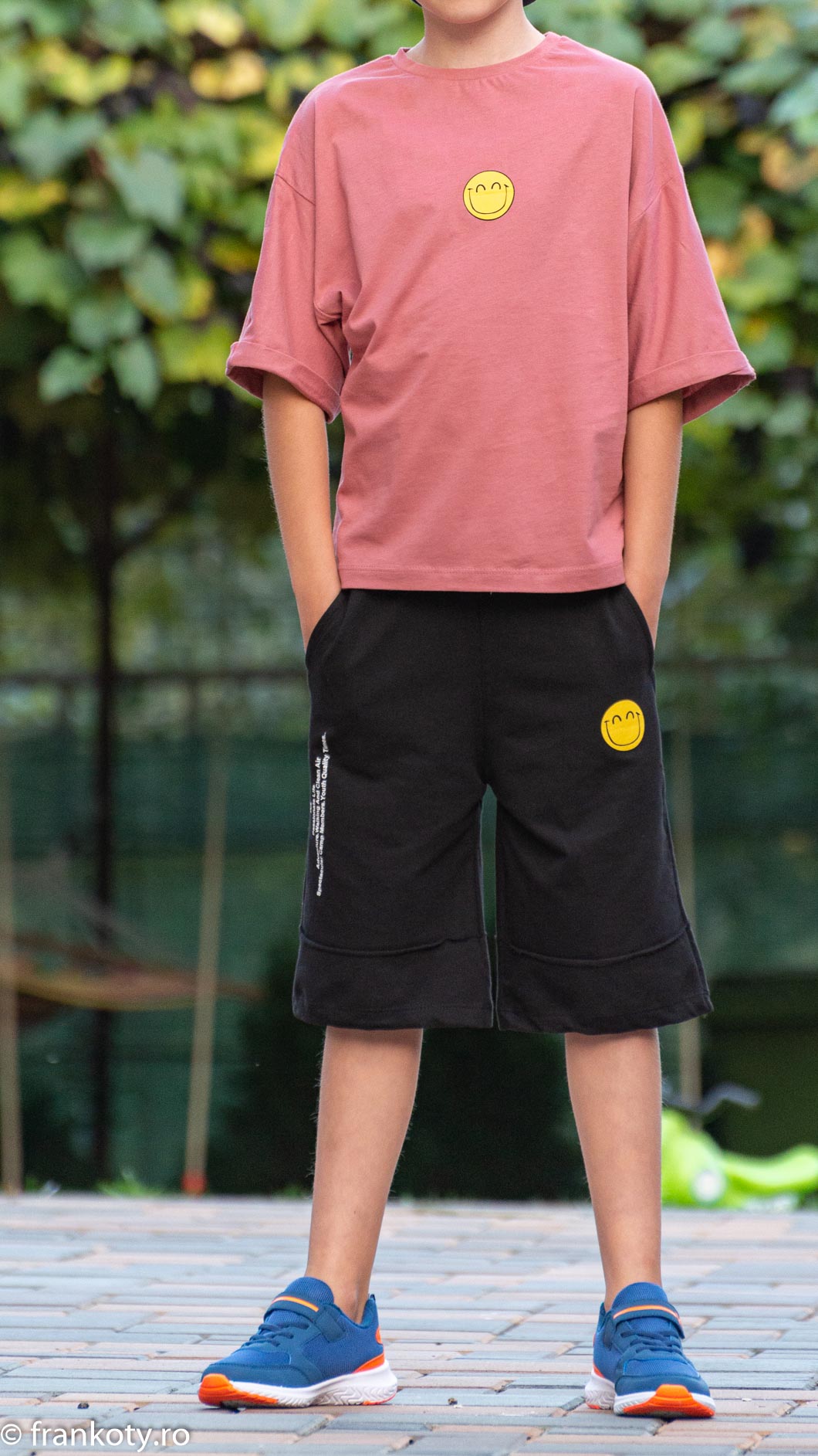 Set Tricou şi Pantaloni Scurţi