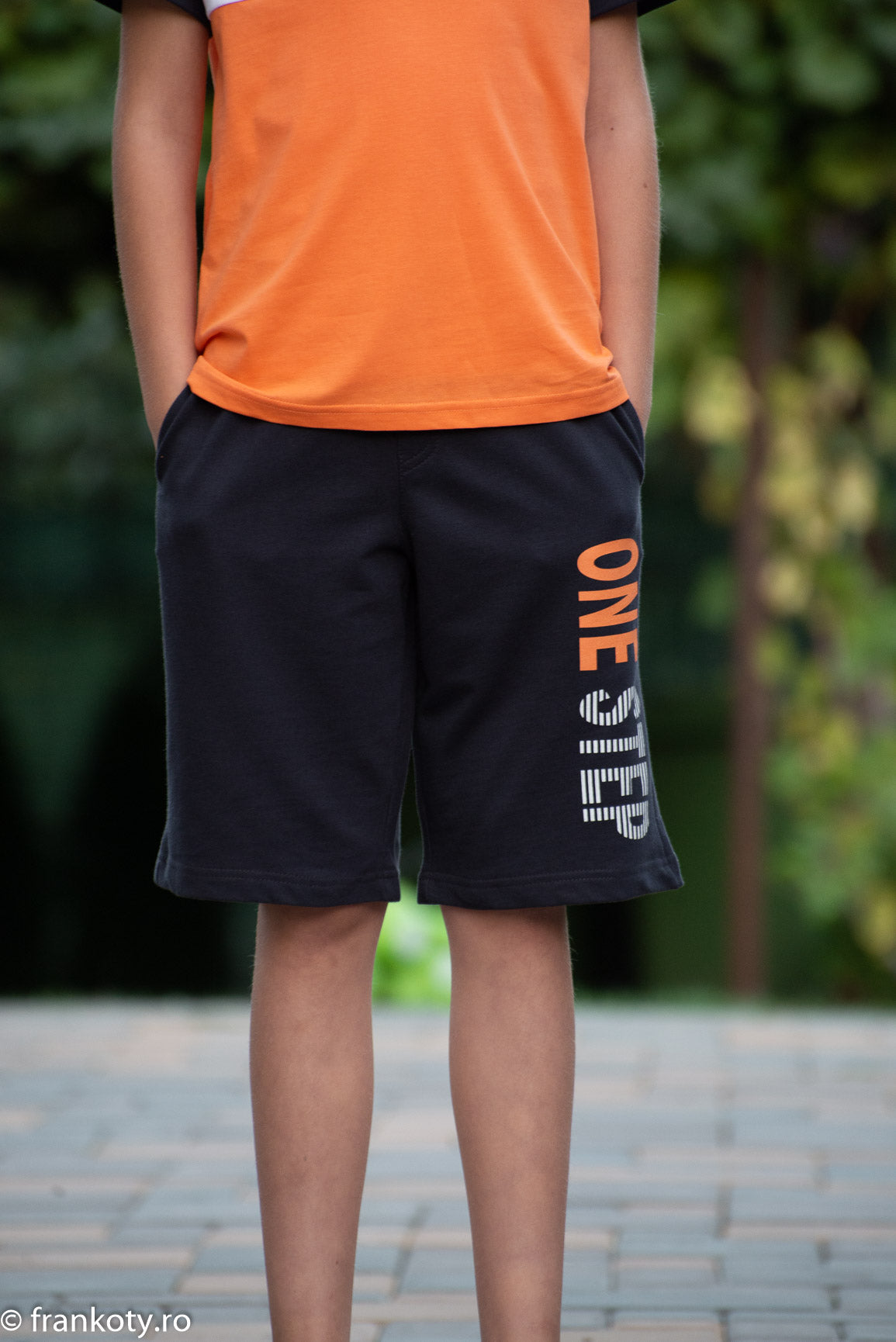 Set Tricou şi Pantaloni Scurţi
