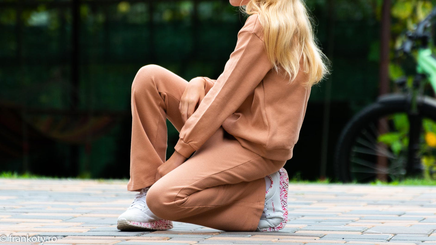 Set Bluză Tricou Pantaloni